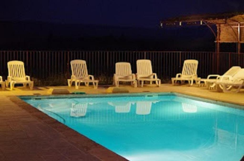 Chambres & Tables D'Hotes Moulin De Lavon Гаргас Екстериор снимка